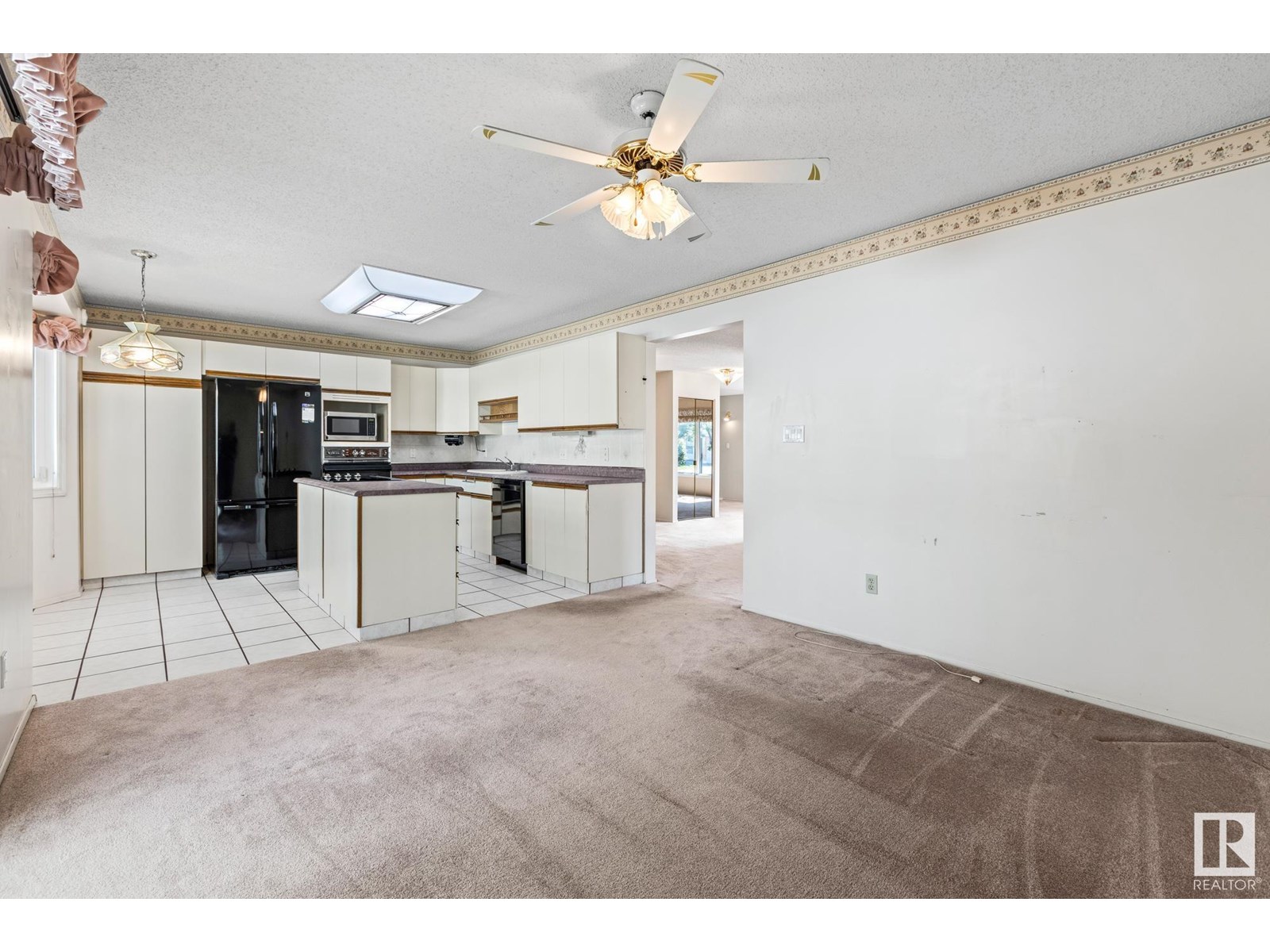 Photo 28 of 1126 105 St Nw, Edmonton AB