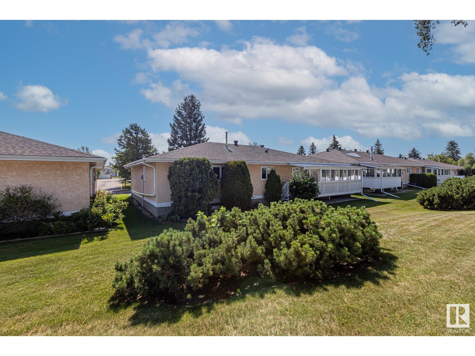 Photo 63 of 1126 105 St Nw, Edmonton AB