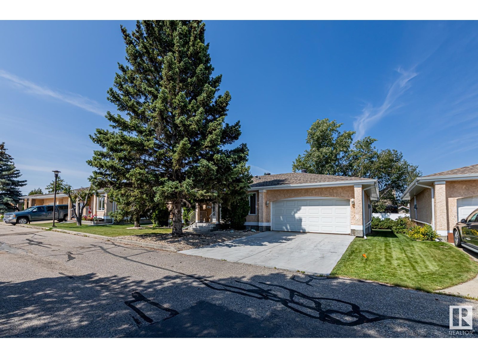 Photo 33 of 1126 105 St Nw, Edmonton AB