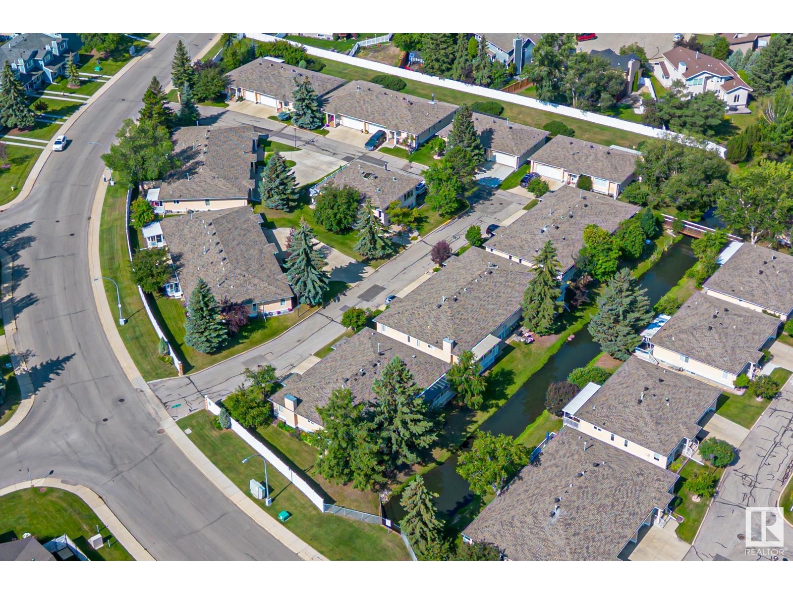 Photo 72 of 1126 105 St Nw, Edmonton AB