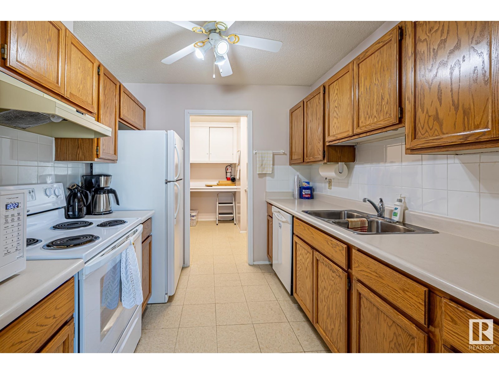 Photo 54 of 1126 105 St Nw, Edmonton AB