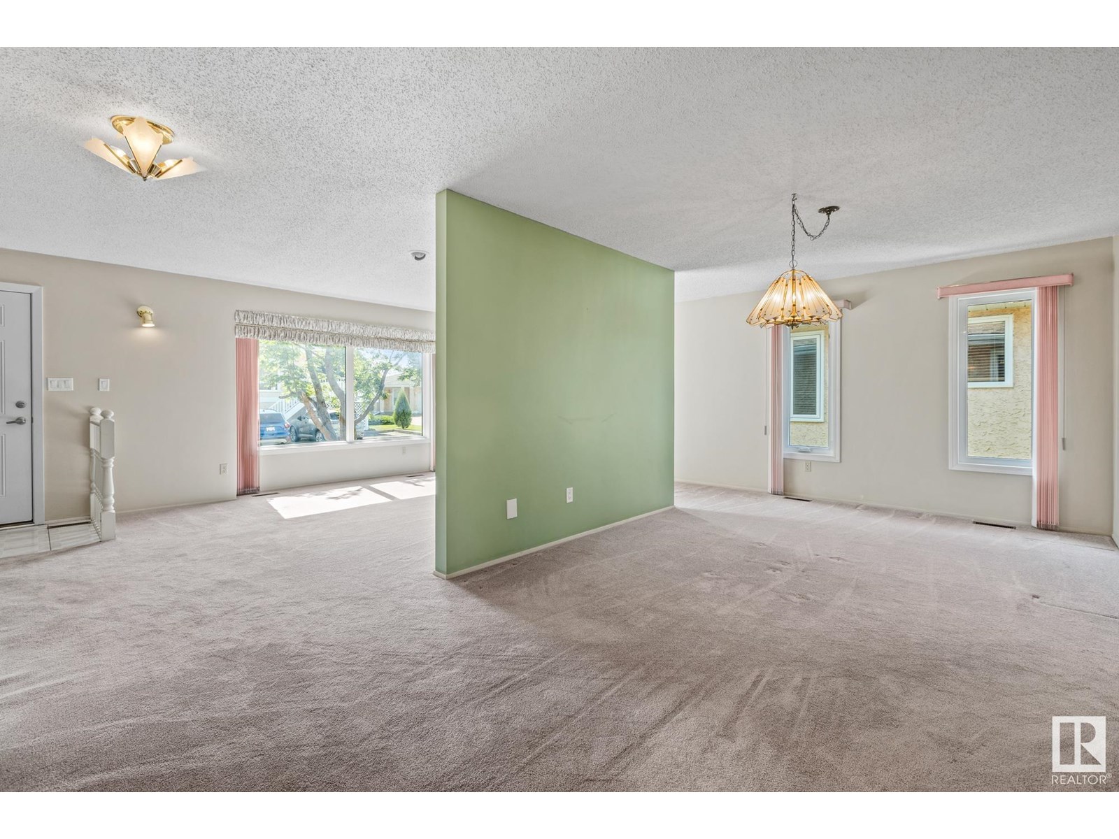 Photo 43 of 1126 105 St Nw, Edmonton AB
