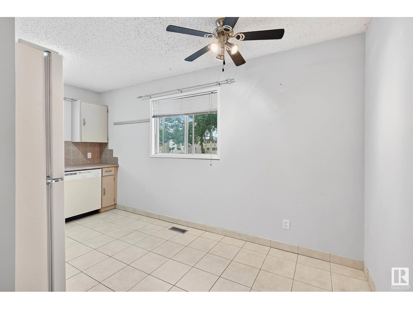 Photo 32 of 12414 112 Av Nw, Edmonton AB