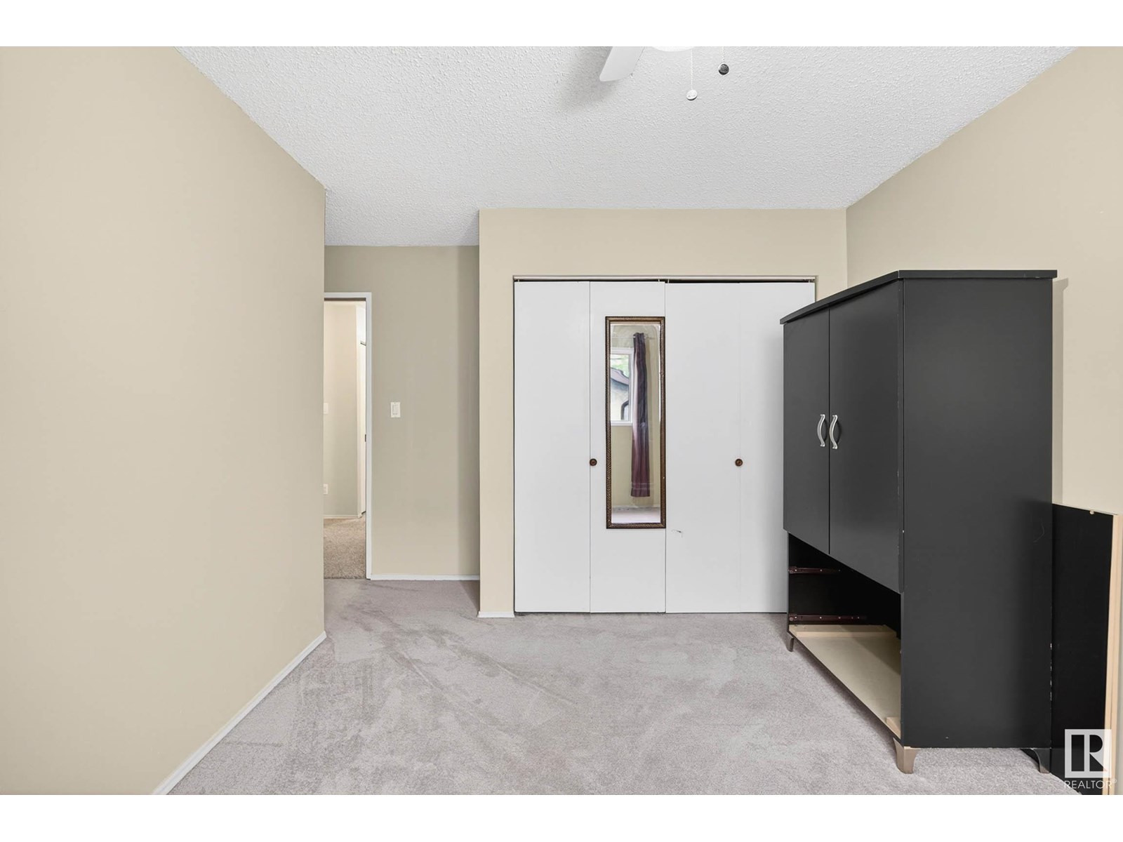 Photo 12 of 12414 112 Av Nw, Edmonton AB