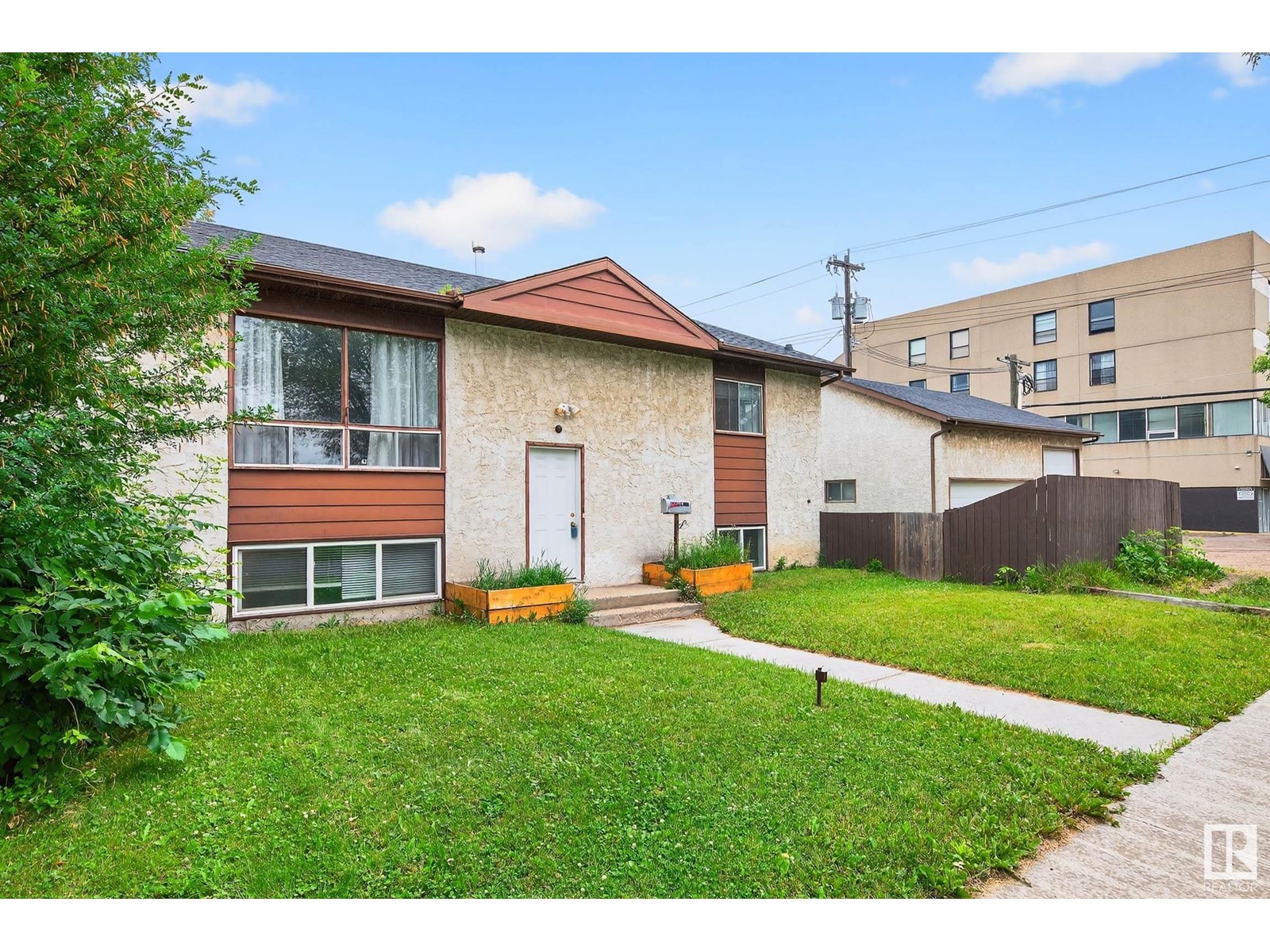 Photo 26 of 12414 112 Av Nw, Edmonton AB