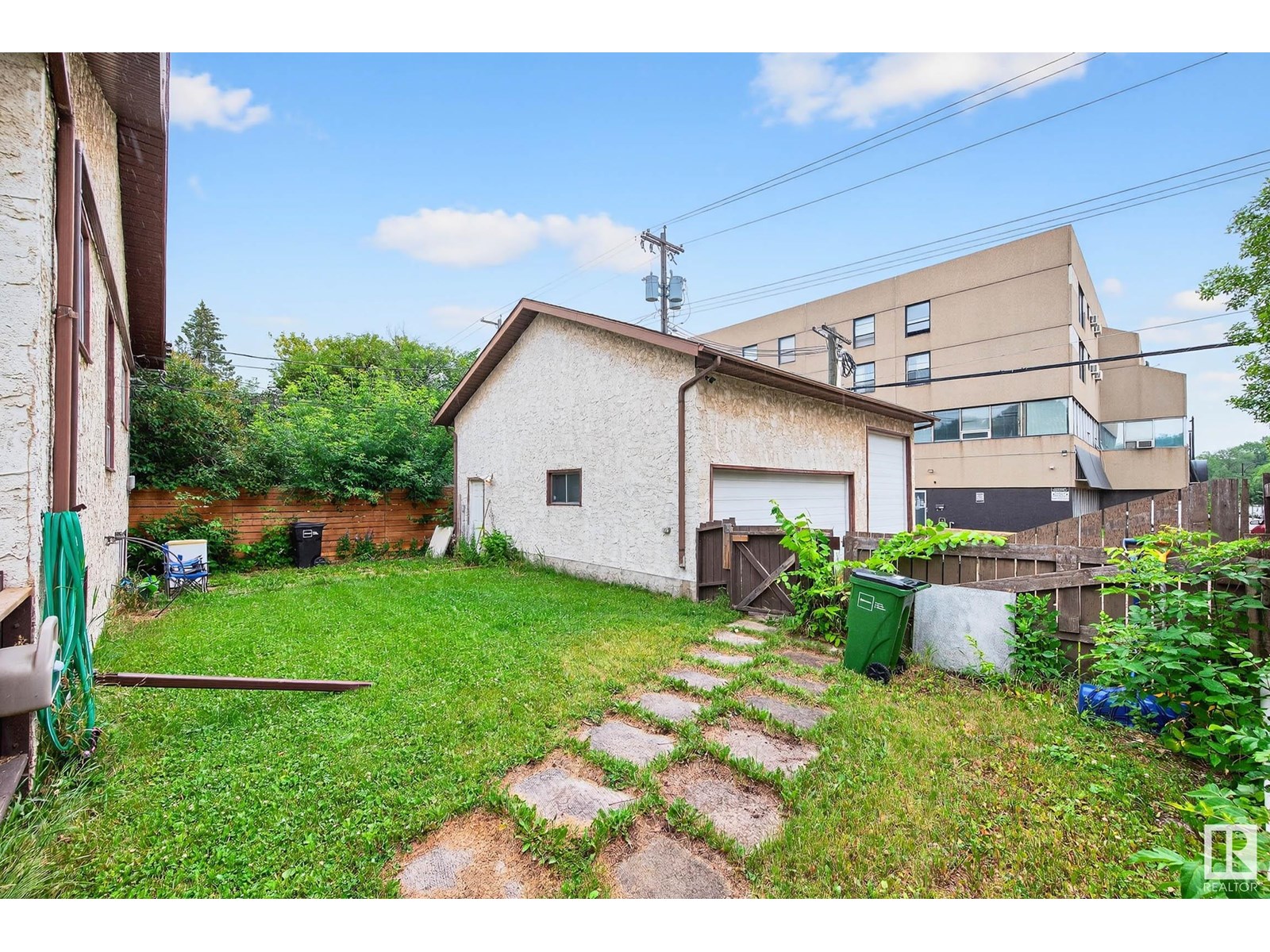 Photo 3 of 12414 112 Av Nw, Edmonton AB