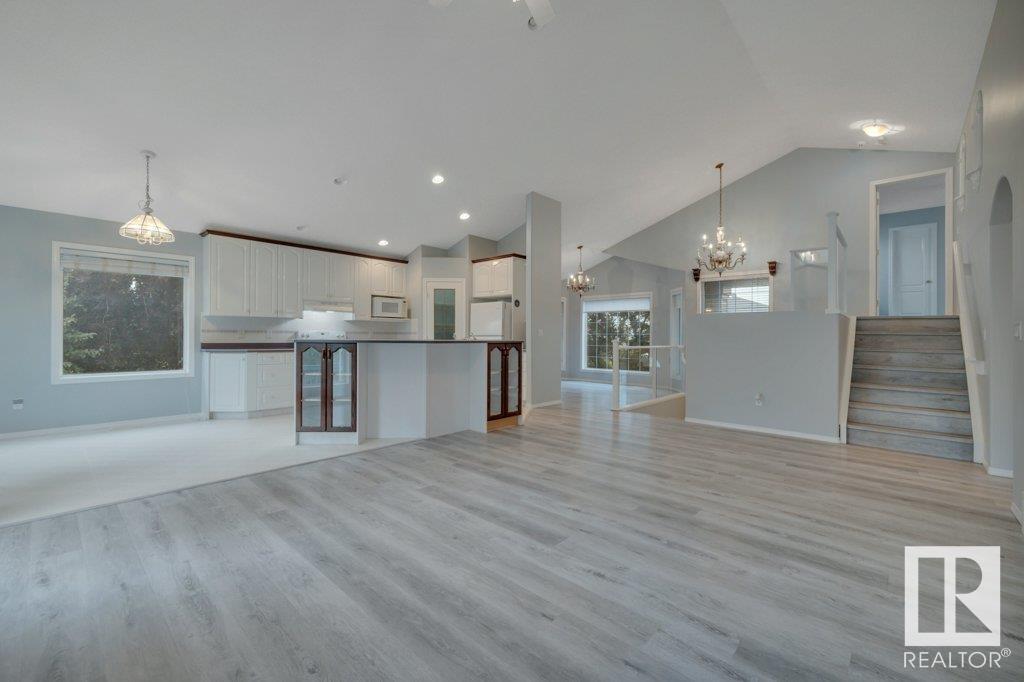 Photo 17 of 614 Kulawy Pl Nw, Edmonton AB