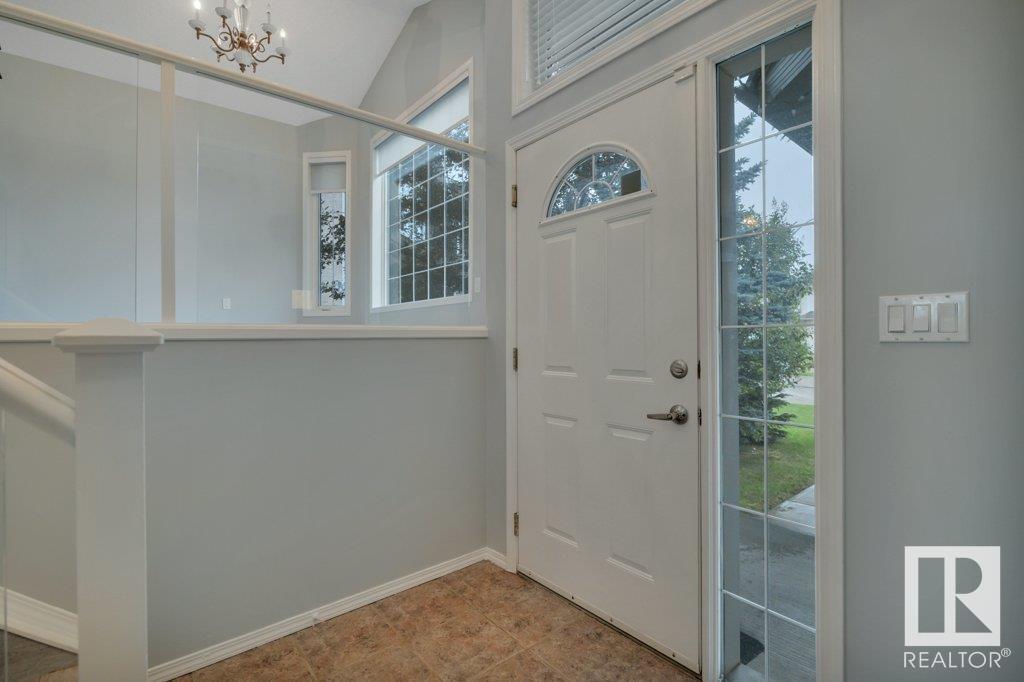Photo 8 of 614 Kulawy Pl Nw, Edmonton AB