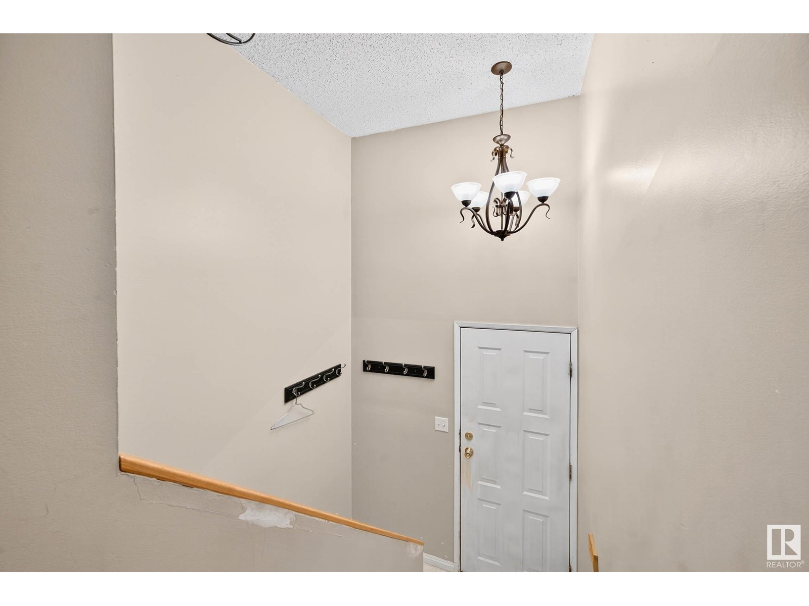 Photo 5 of 11205 125 St Nw, Edmonton AB