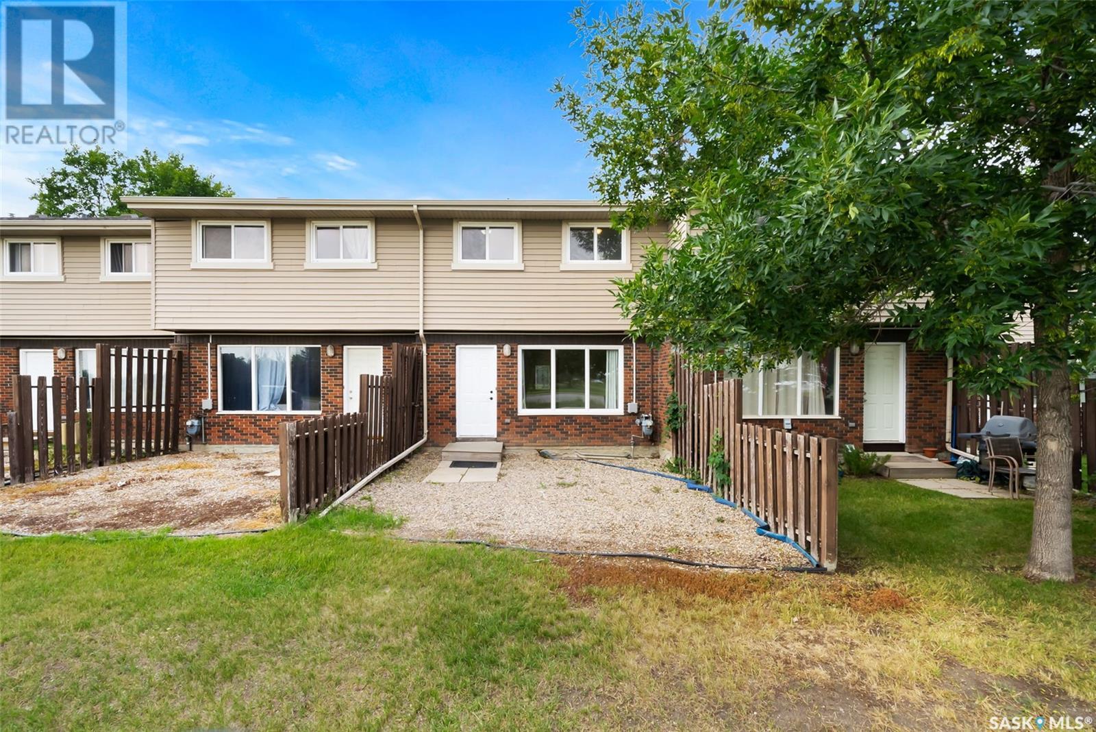 Photo 5 of 3814 Castle Road, Regina SK