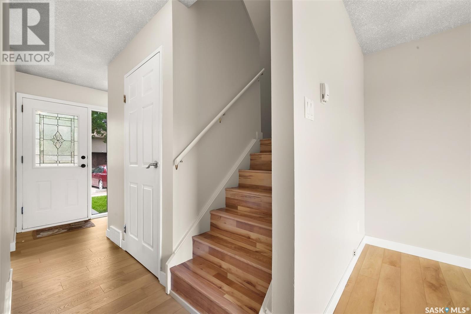 Photo 9 of 3814 Castle Road, Regina SK