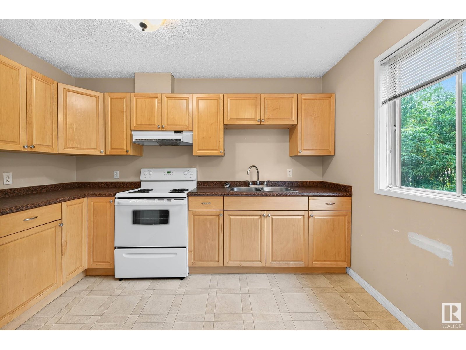 Photo 20 of 11205 125 St Nw, Edmonton AB