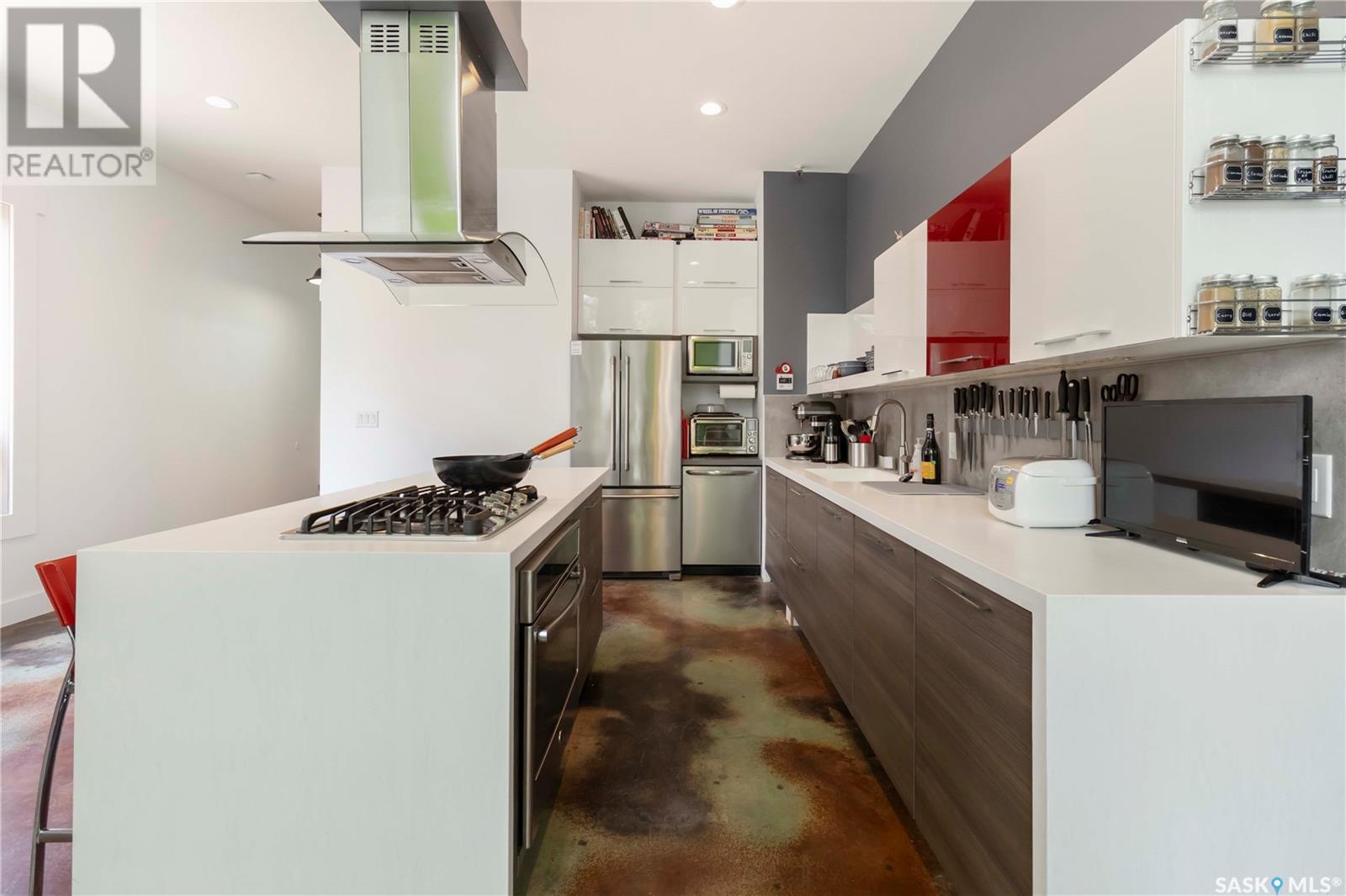 314 Fifth AVENUE E — photo 16