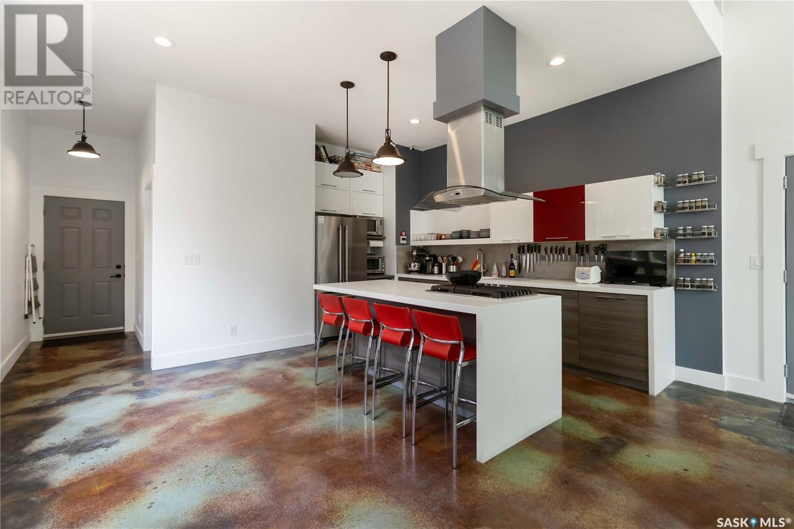 314 Fifth AVENUE E — photo 18