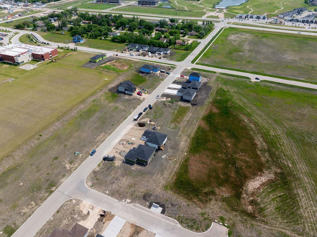 Photo 1 of 21 Ridgemont Drive, Niverville MB