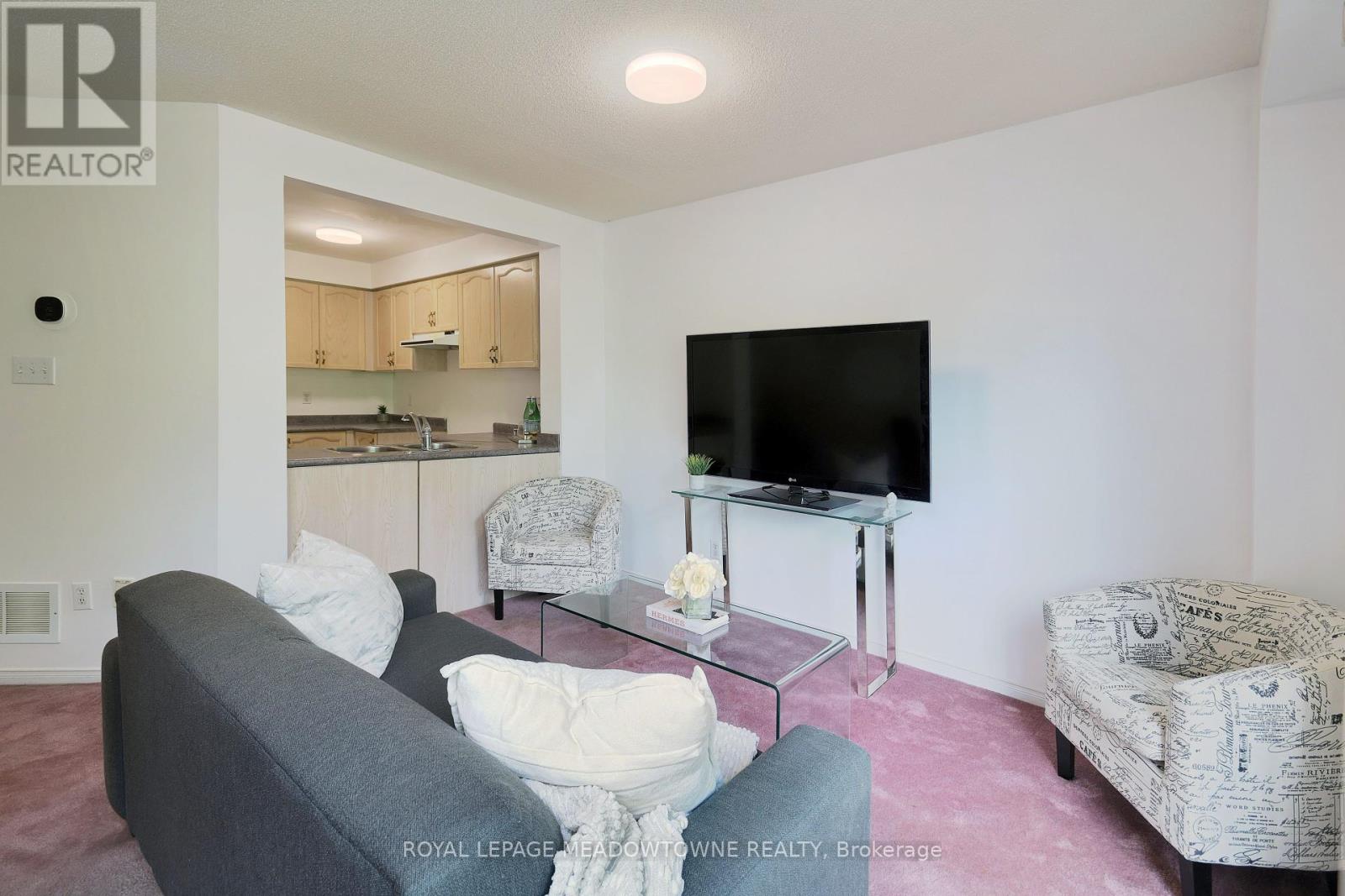 Photo 10 of 15 1285 Bristol Road W, Mississauga ON