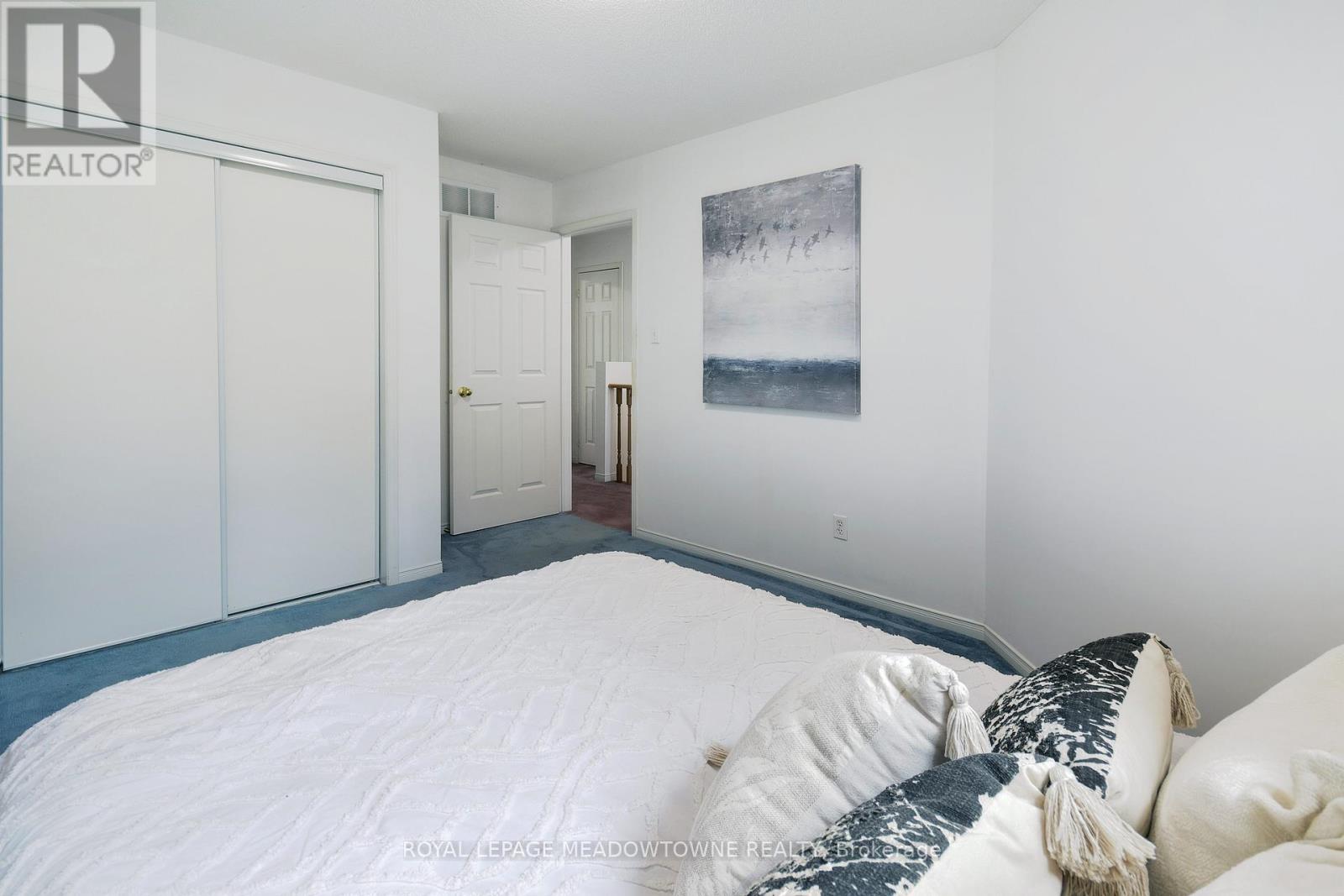Photo 24 of 15 1285 Bristol Road W, Mississauga ON