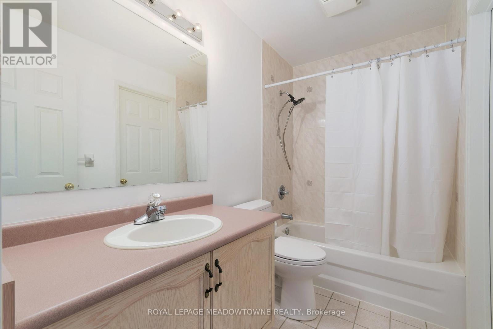 Photo 25 of 15 1285 Bristol Road W, Mississauga ON