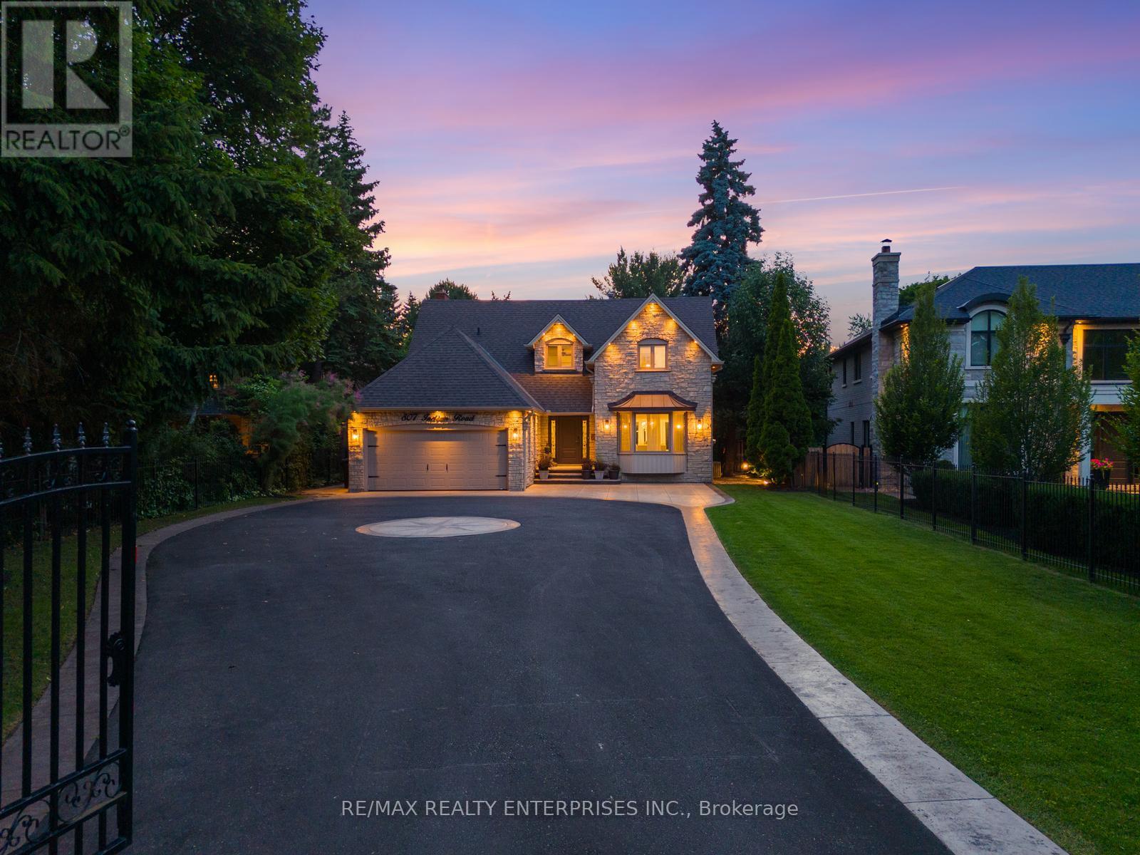 Photo 16 of 807 Indian Road, Mississauga ON