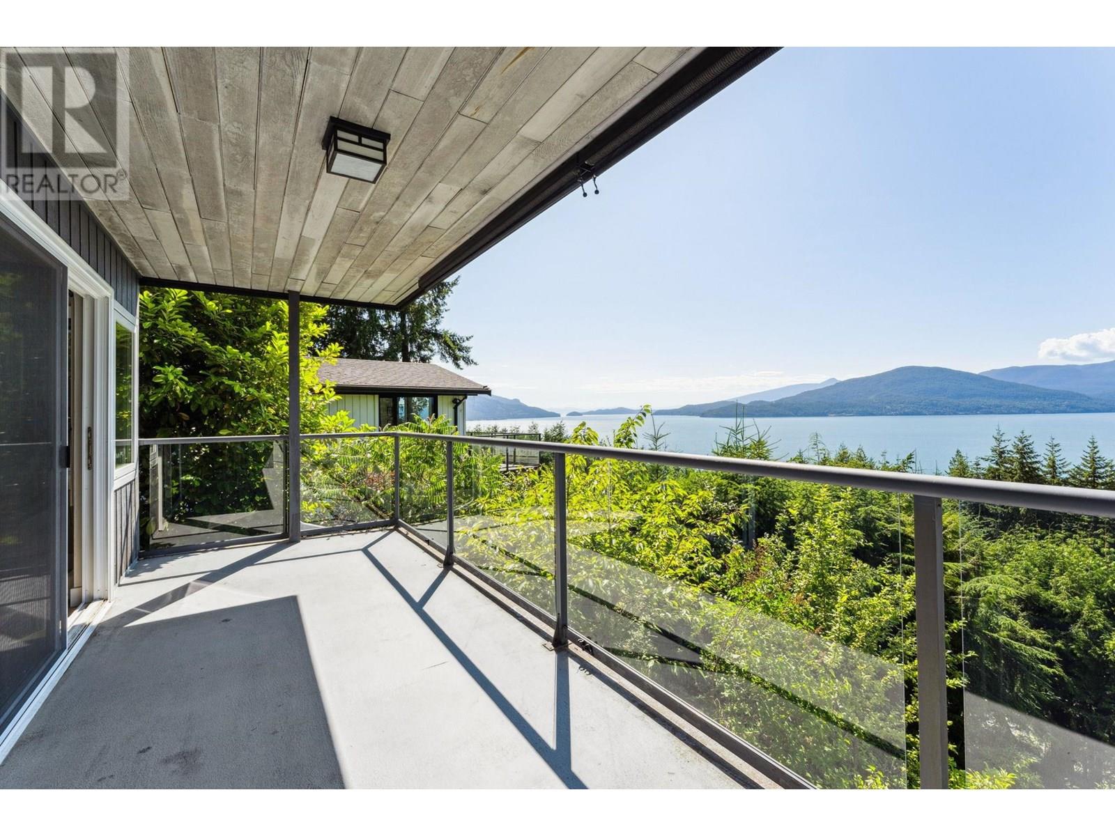 Photo 1 of 50 Panorama Road, Lions Bay BC