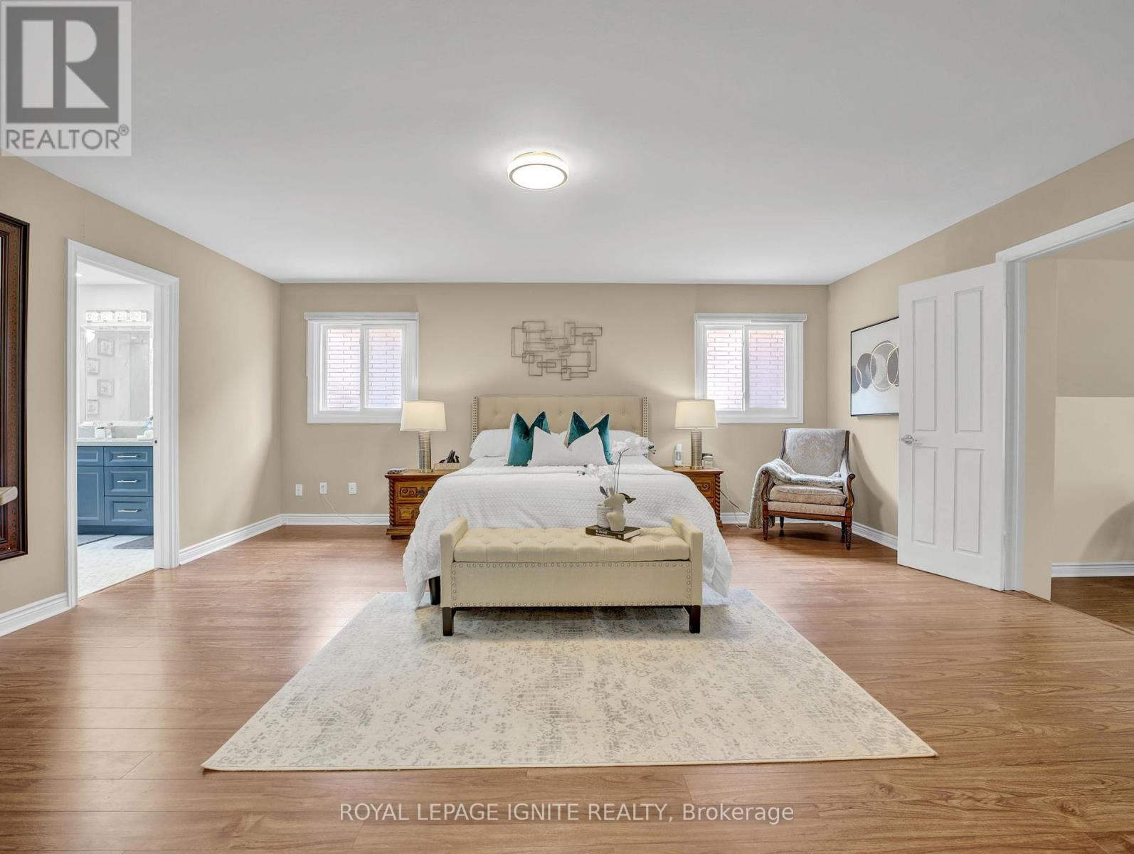 Photo 21 of 114 Montmorency Drive, Hamilton ON