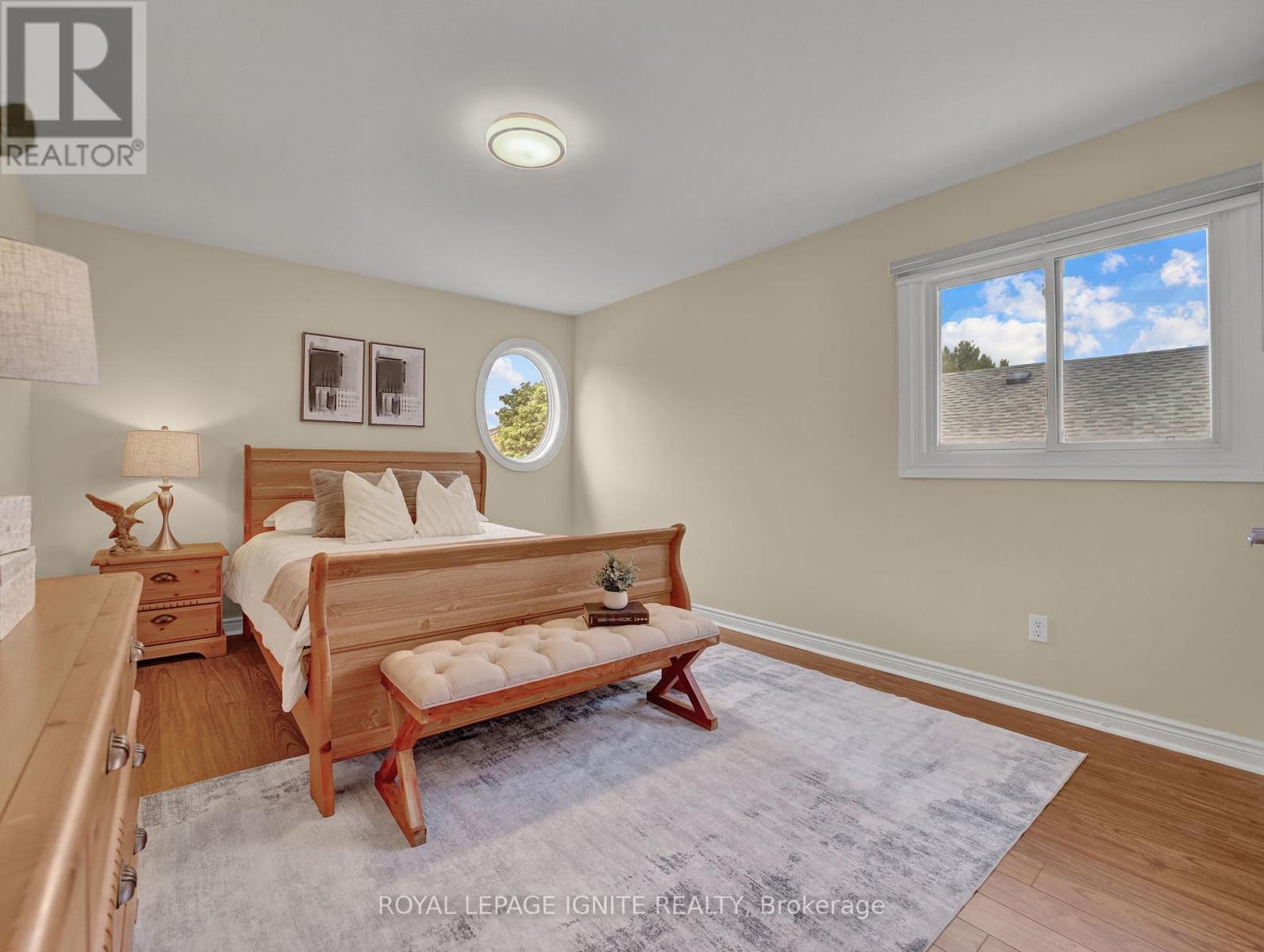 Photo 29 of 114 Montmorency Drive, Hamilton ON