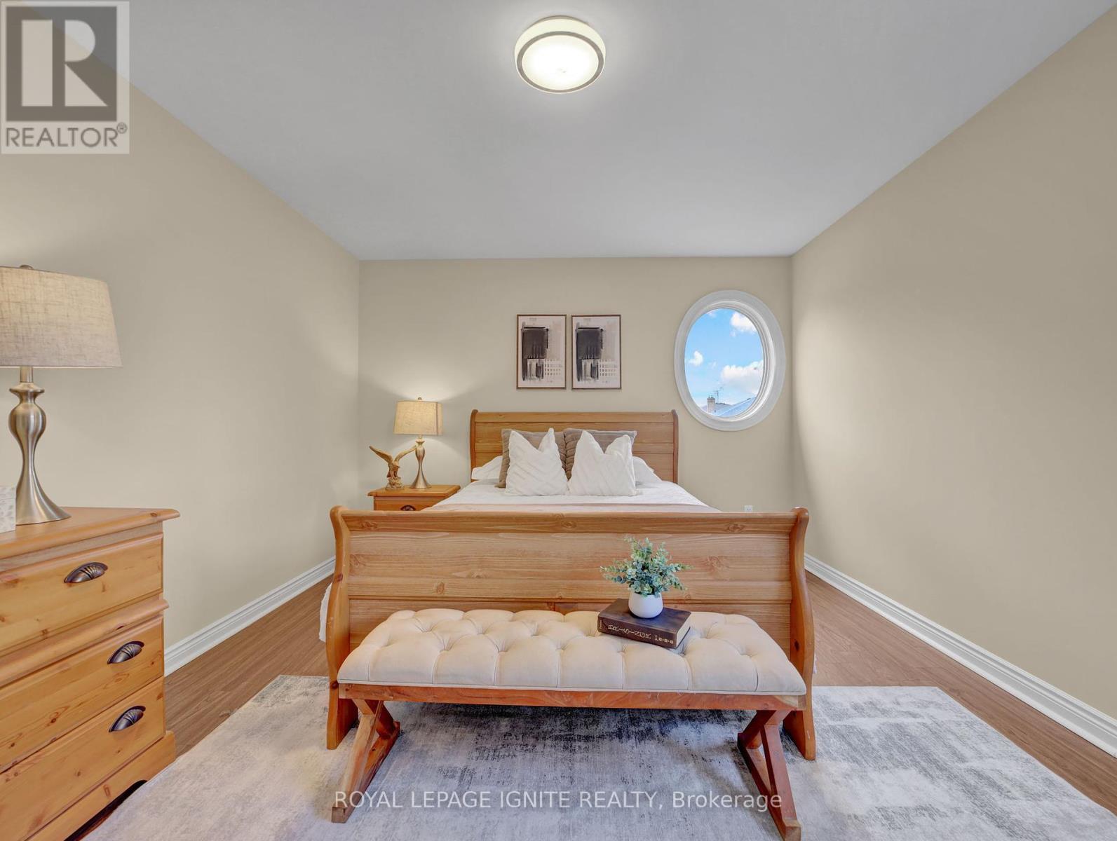 Photo 30 of 114 Montmorency Drive, Hamilton ON