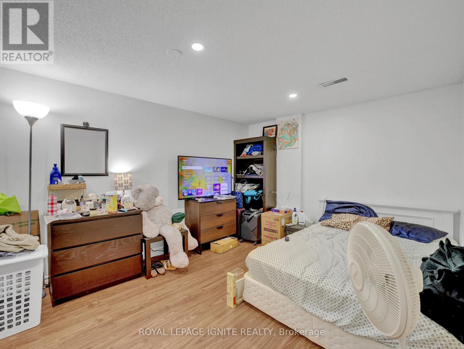 Photo 41 of 114 Montmorency Drive, Hamilton ON