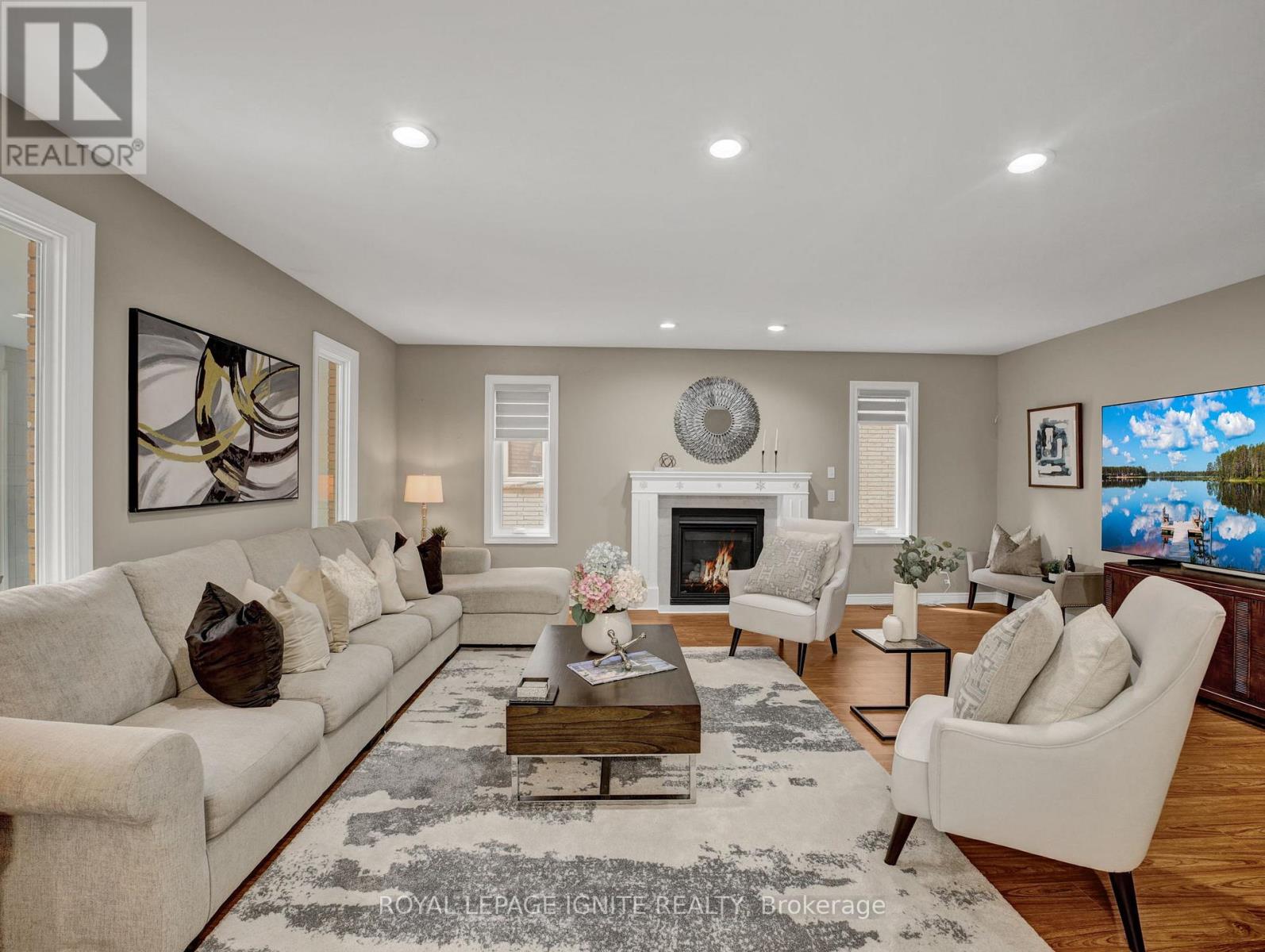 Photo 6 of 114 Montmorency Drive, Hamilton ON