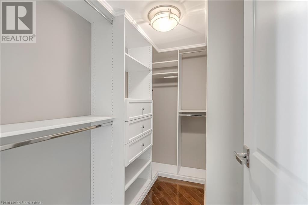 Photo 31 of 66 High Street E Unit 904, Mississauga ON