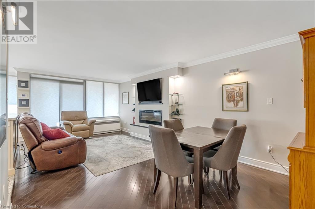 Photo 9 of 66 High Street E Unit 904, Mississauga ON