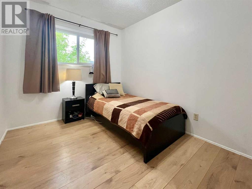 Photo 4 of 9205 111 Avenue, Grande Prairie AB
