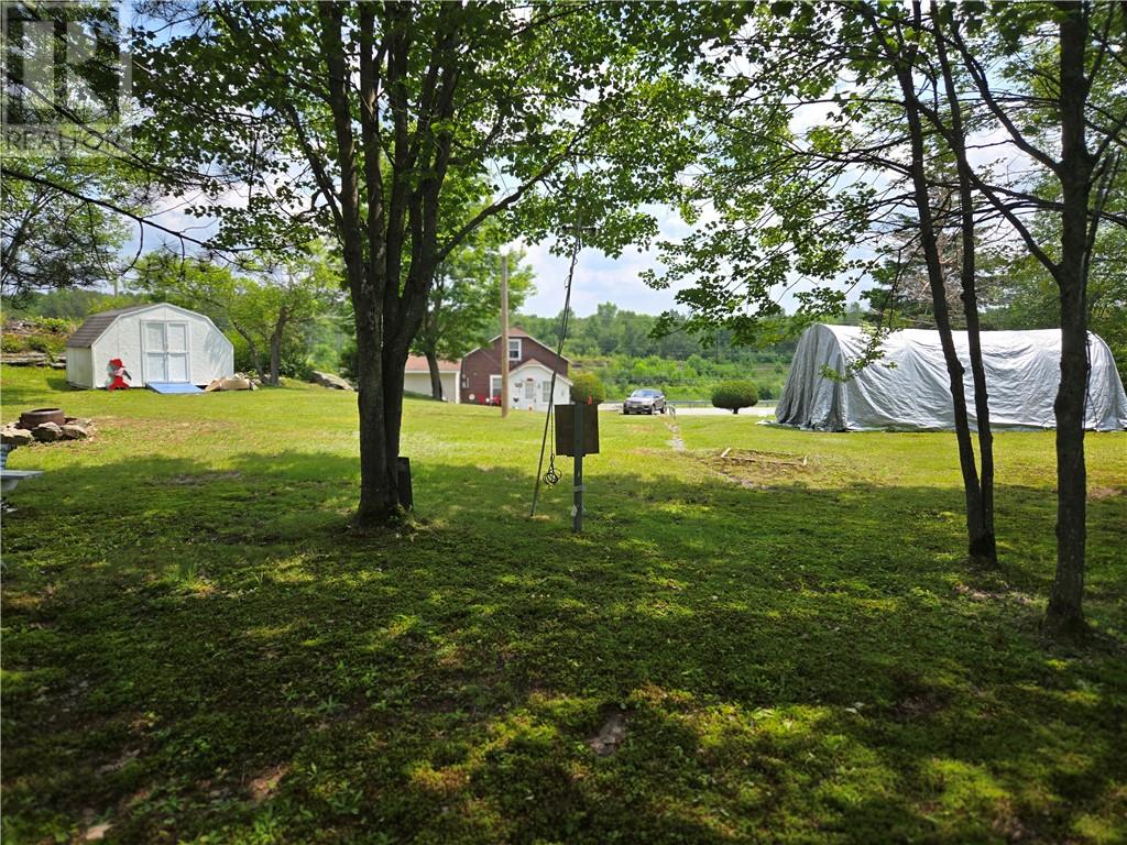 295 Riverside Road - 16