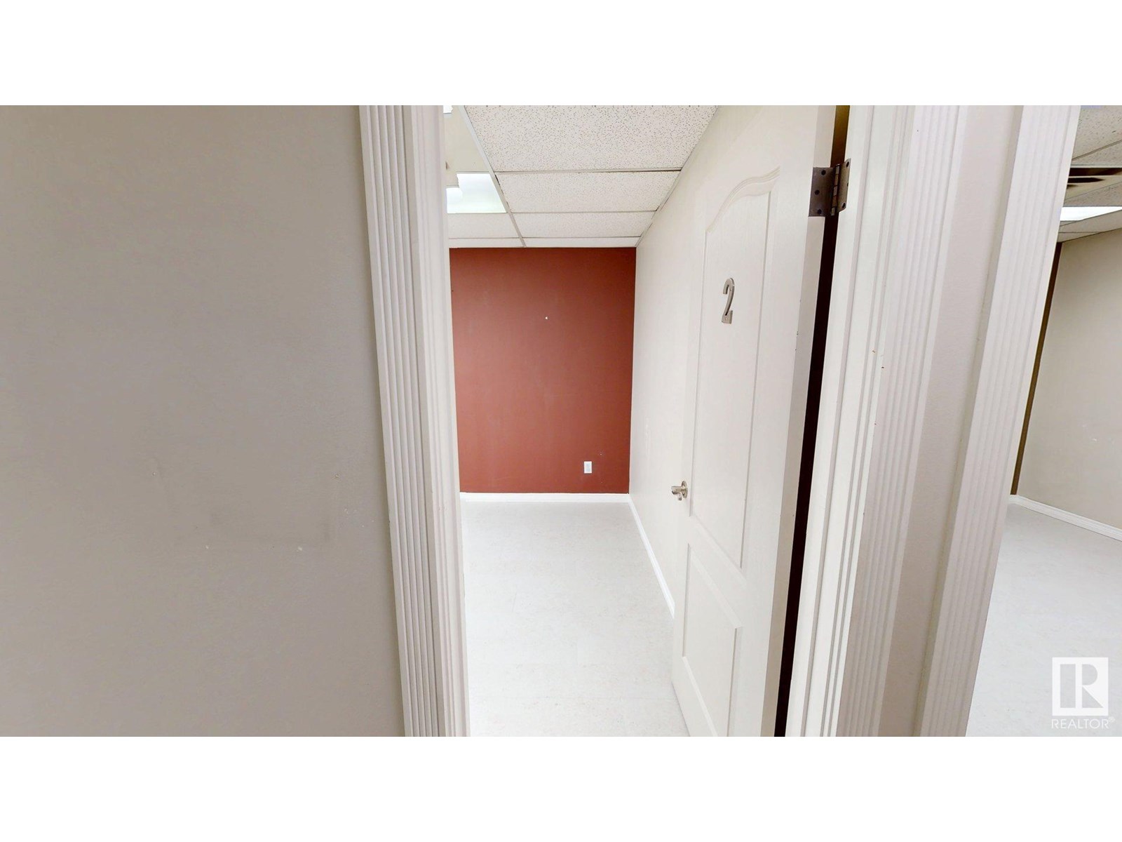 Photo 17 of 2 5211 50 St, Drayton Valley AB
