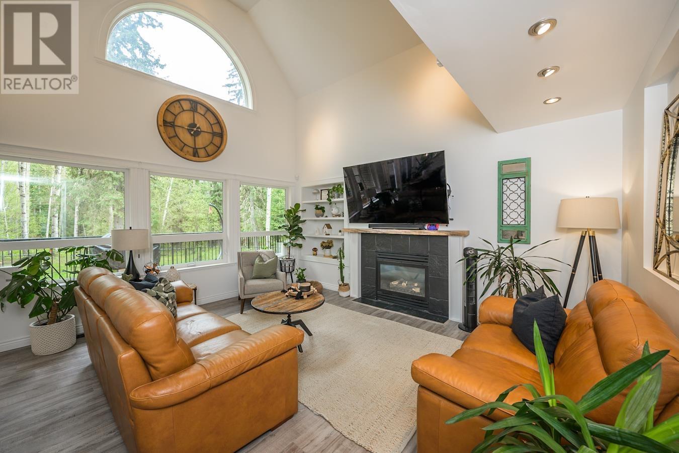 Photo 3 of 1533 Shady Valley Road, Prince George BC