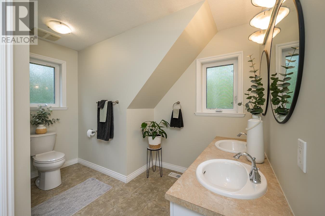 Photo 6 of 1533 Shady Valley Road, Prince George BC