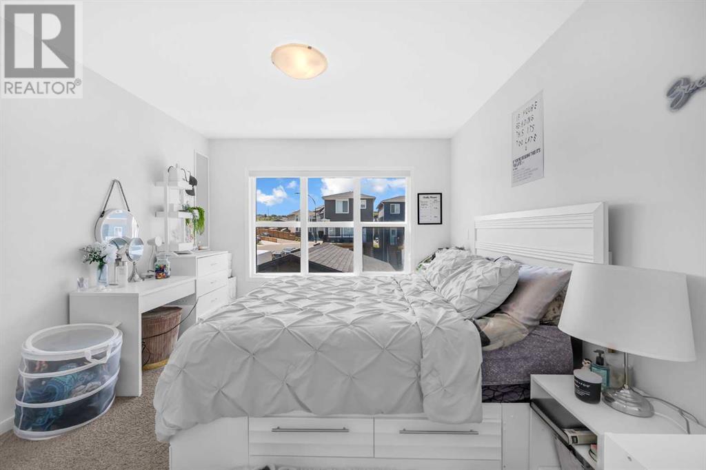 Photo 2 of 123 Aquila Way Nw, Calgary AB