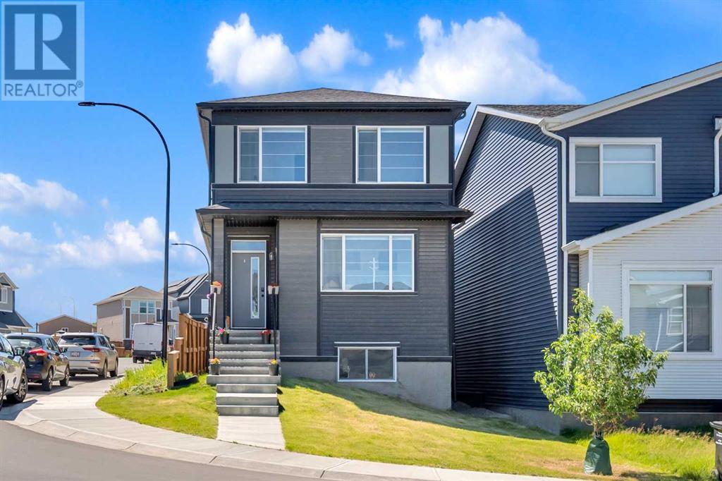 Photo 19 of 123 Aquila Way Nw, Calgary AB