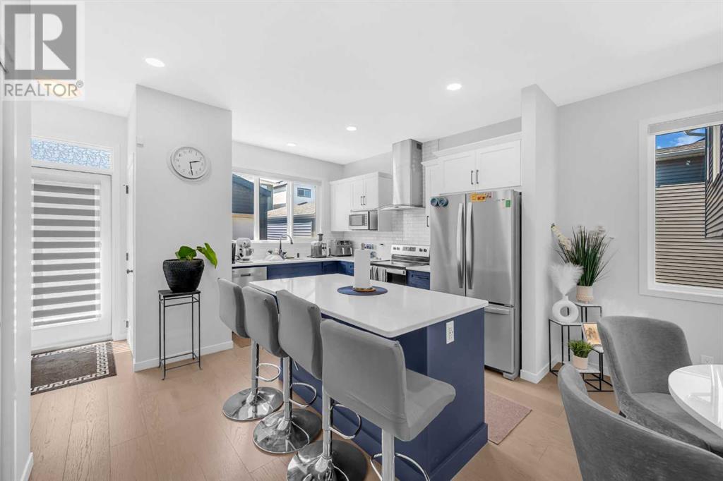 Photo 22 of 123 Aquila Way Nw, Calgary AB