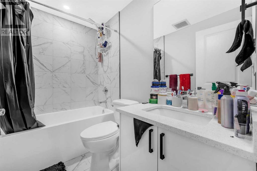 Photo 41 of 123 Aquila Way Nw, Calgary AB