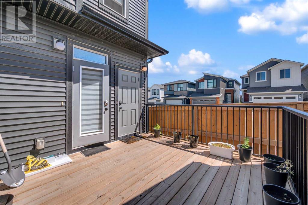Photo 9 of 123 Aquila Way Nw, Calgary AB