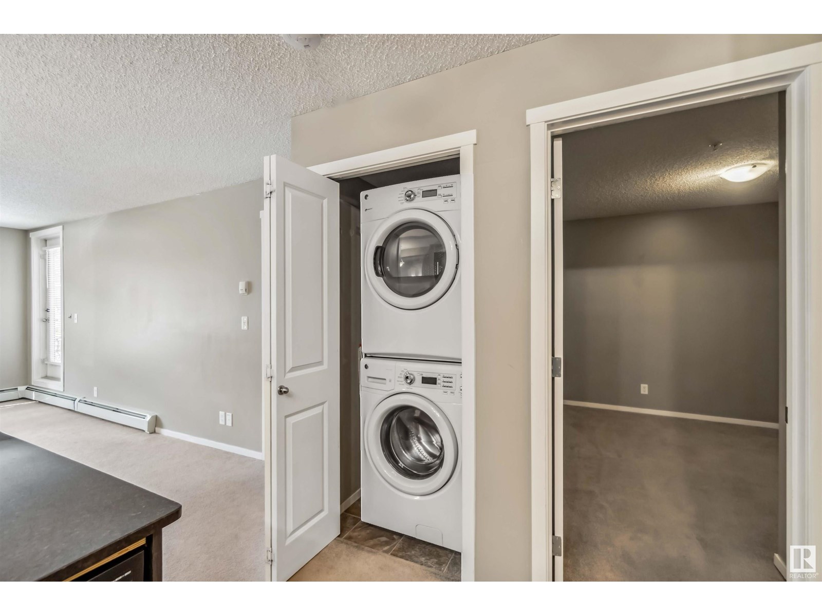Photo 27 of 112 5816 Mullen Pl Nw, Edmonton AB