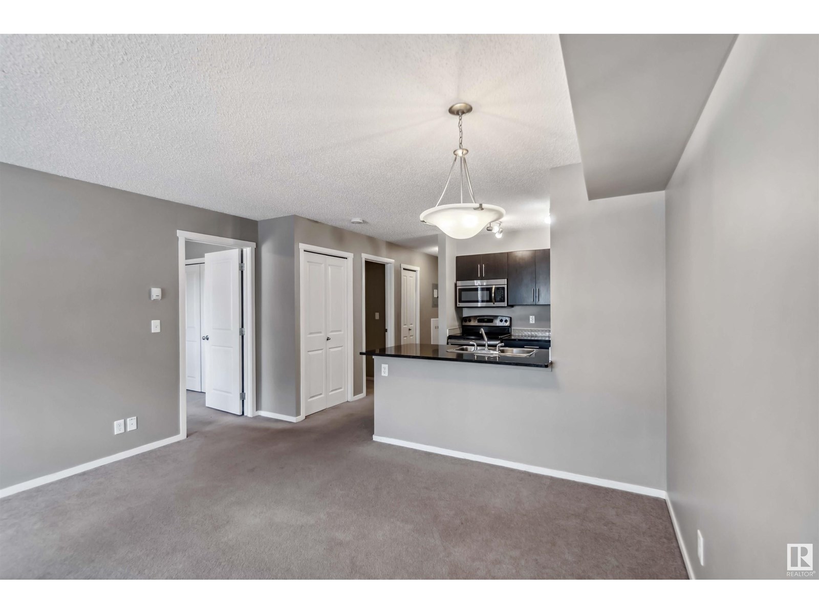 Photo 30 of 112 5816 Mullen Pl Nw, Edmonton AB