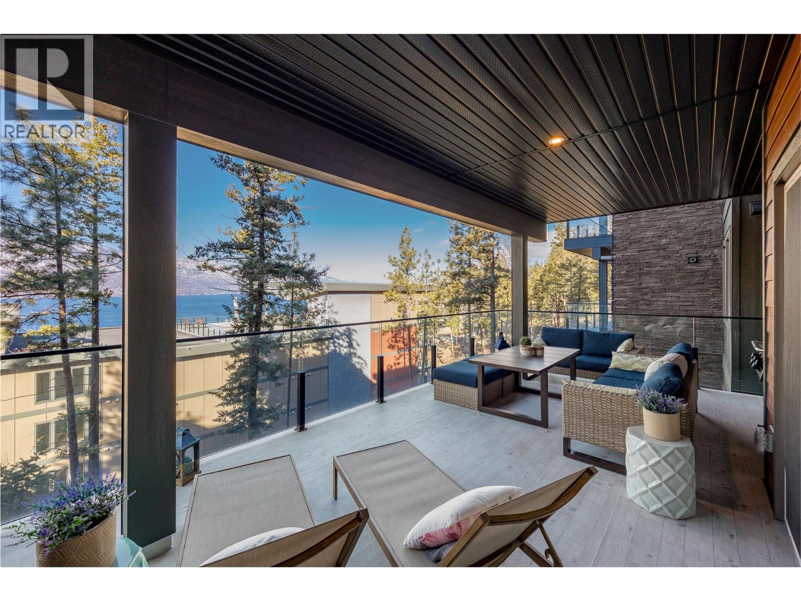 206 3434 Mckinley Beach Drive, Kelowna