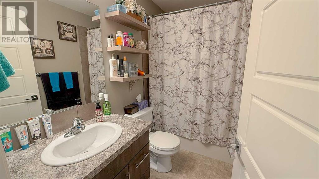 Photo 32 of 1 13 Athens Road, Blackfalds AB