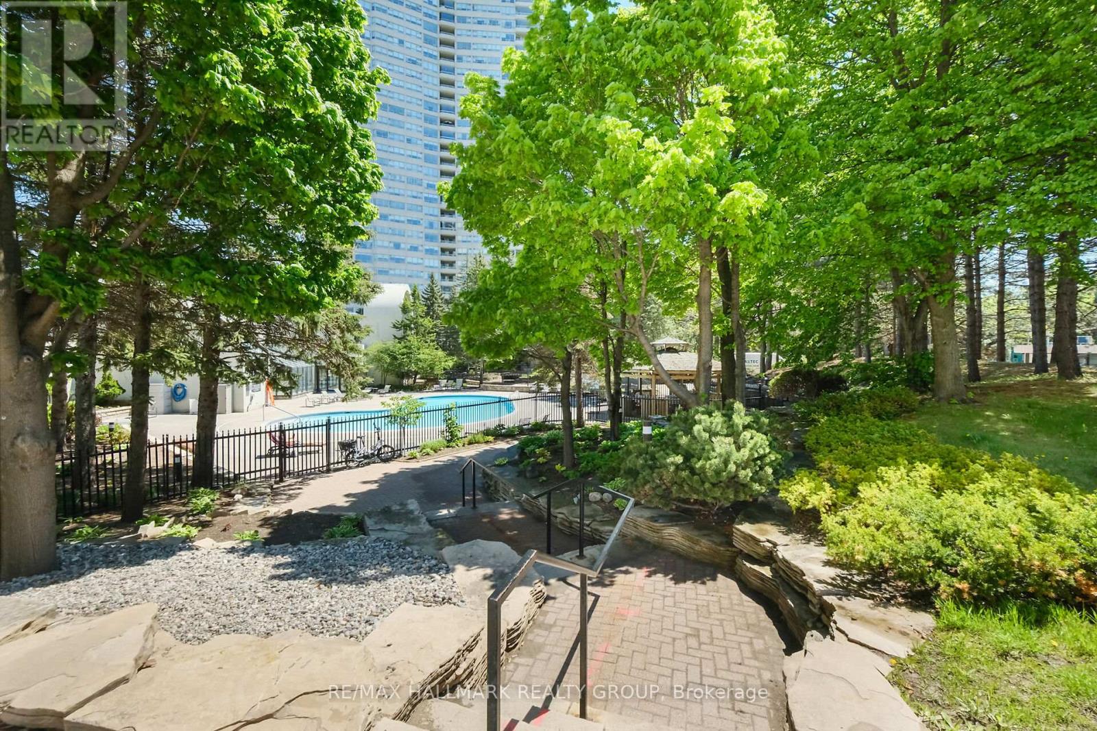 Photo 45 of 301 1480 Riverside Drive, Ottawa ON
