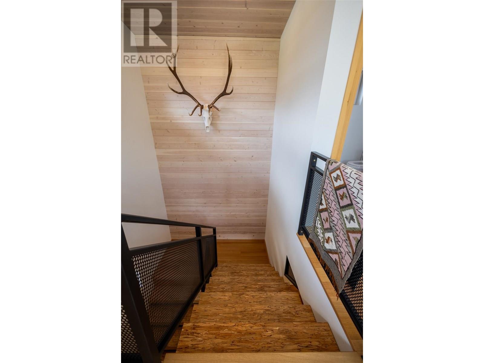 2 Piedmont Drive, Fernie