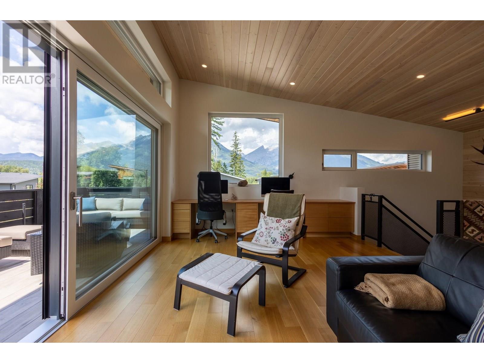 2 Piedmont Drive, Fernie
