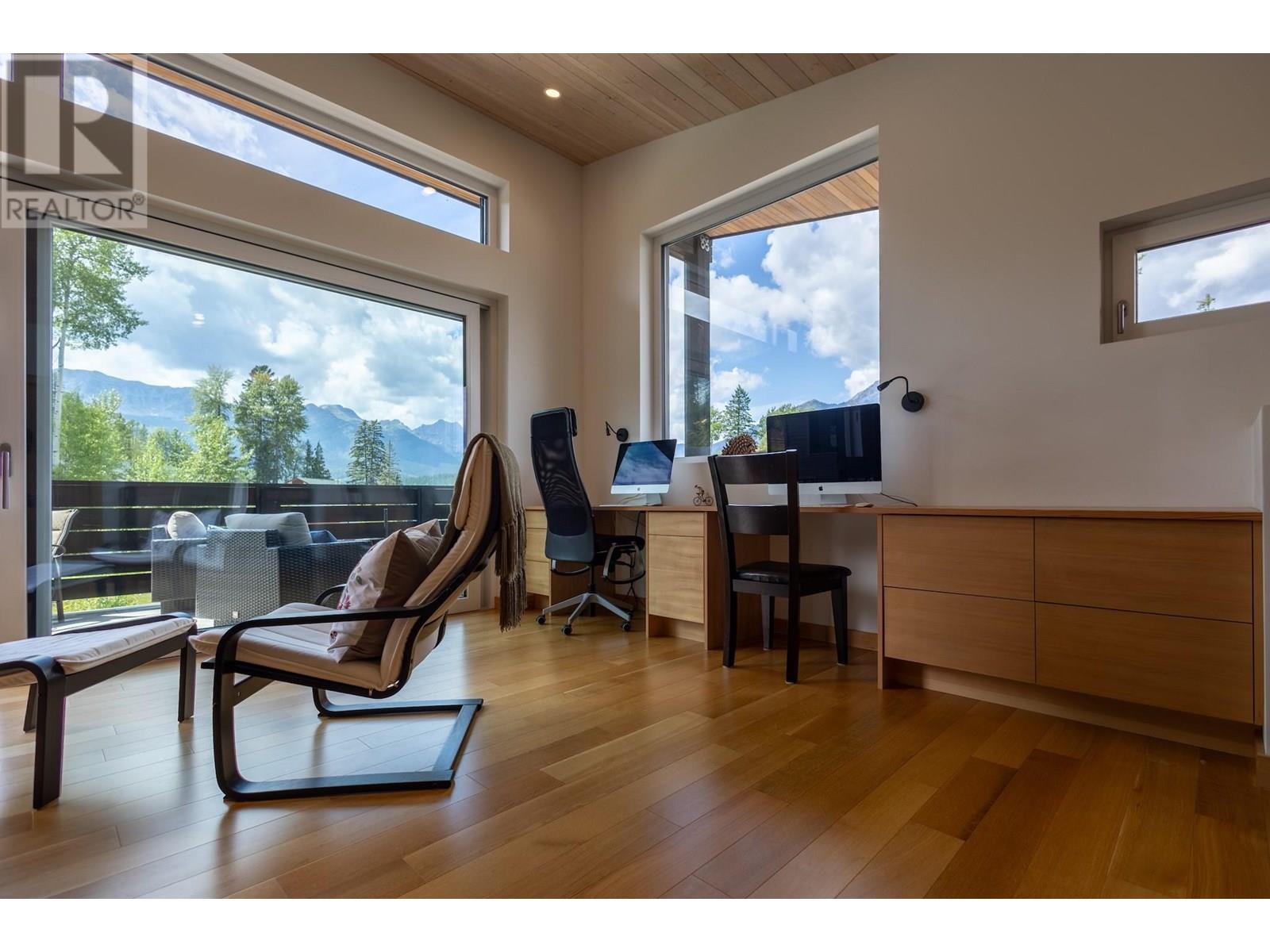2 Piedmont Drive, Fernie