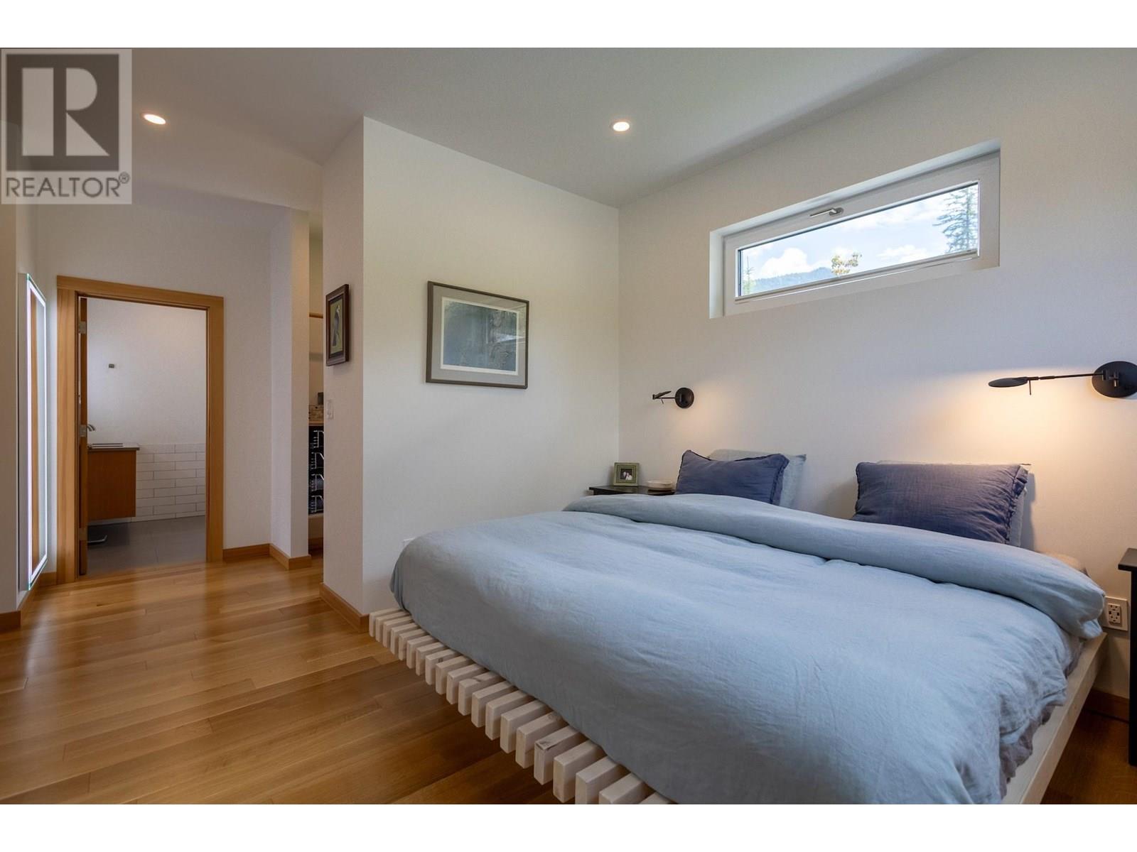 2 Piedmont Drive, Fernie